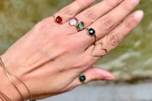 Tendances bijoux 2024 : place aux bijoux fantaisie !